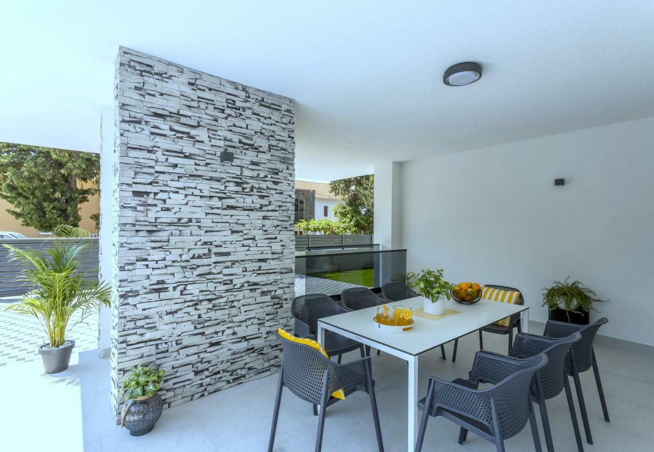 Villa Ema Kastela With Private Heated Pool Экстерьер фото